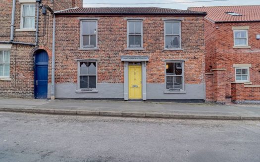 Cross Street, Crowle