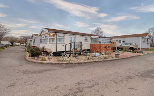 Cedar Avenue, Charnwood Park Estate