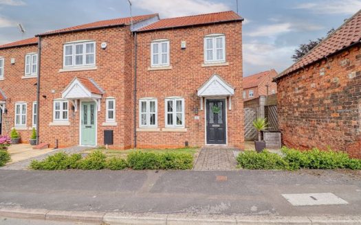 Hazel Avenue, Crowle