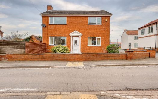 Cross Street, Crowle